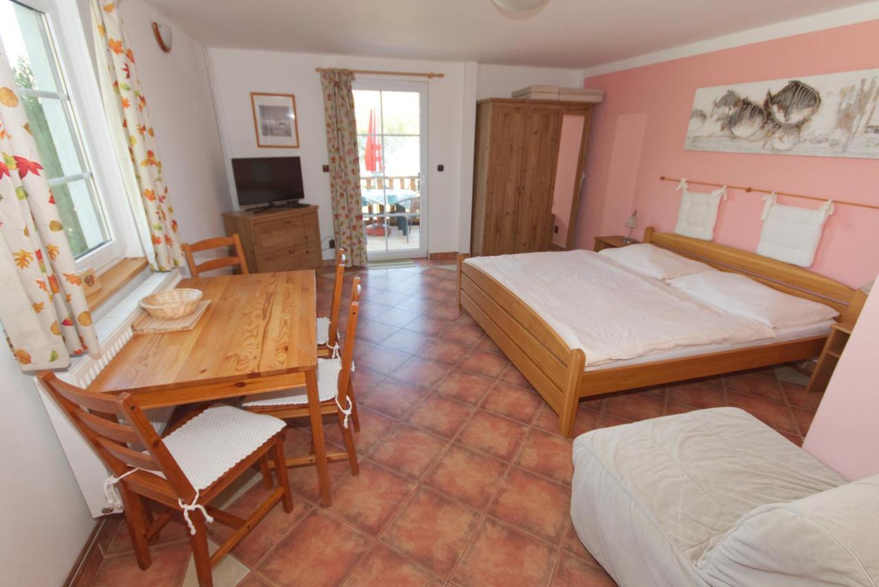 Apartments U Jezera Černá Černá v Pošumaví Esterno foto