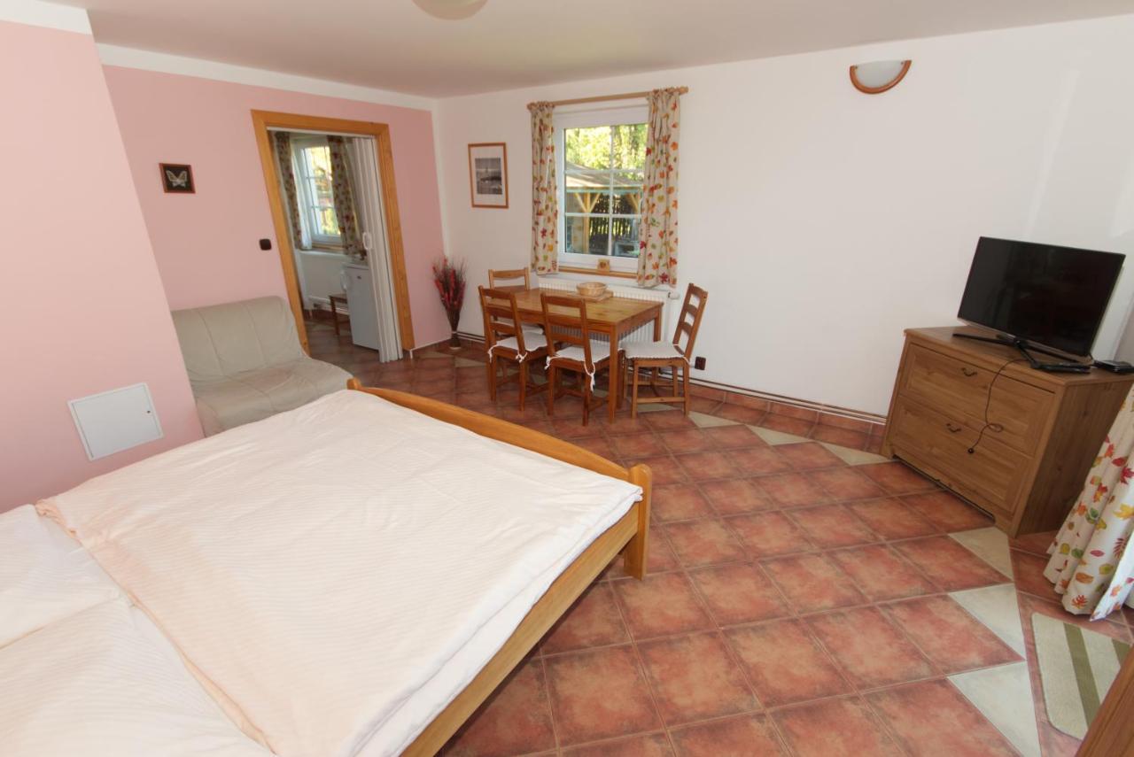 Apartments U Jezera Černá Černá v Pošumaví Esterno foto